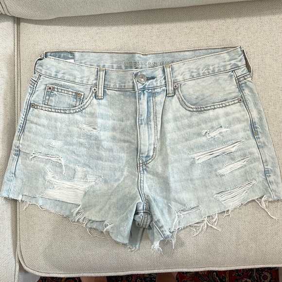 American Eagle High Rise Festival Midi Short - Light Wash, distressed - Picture 1 of 4